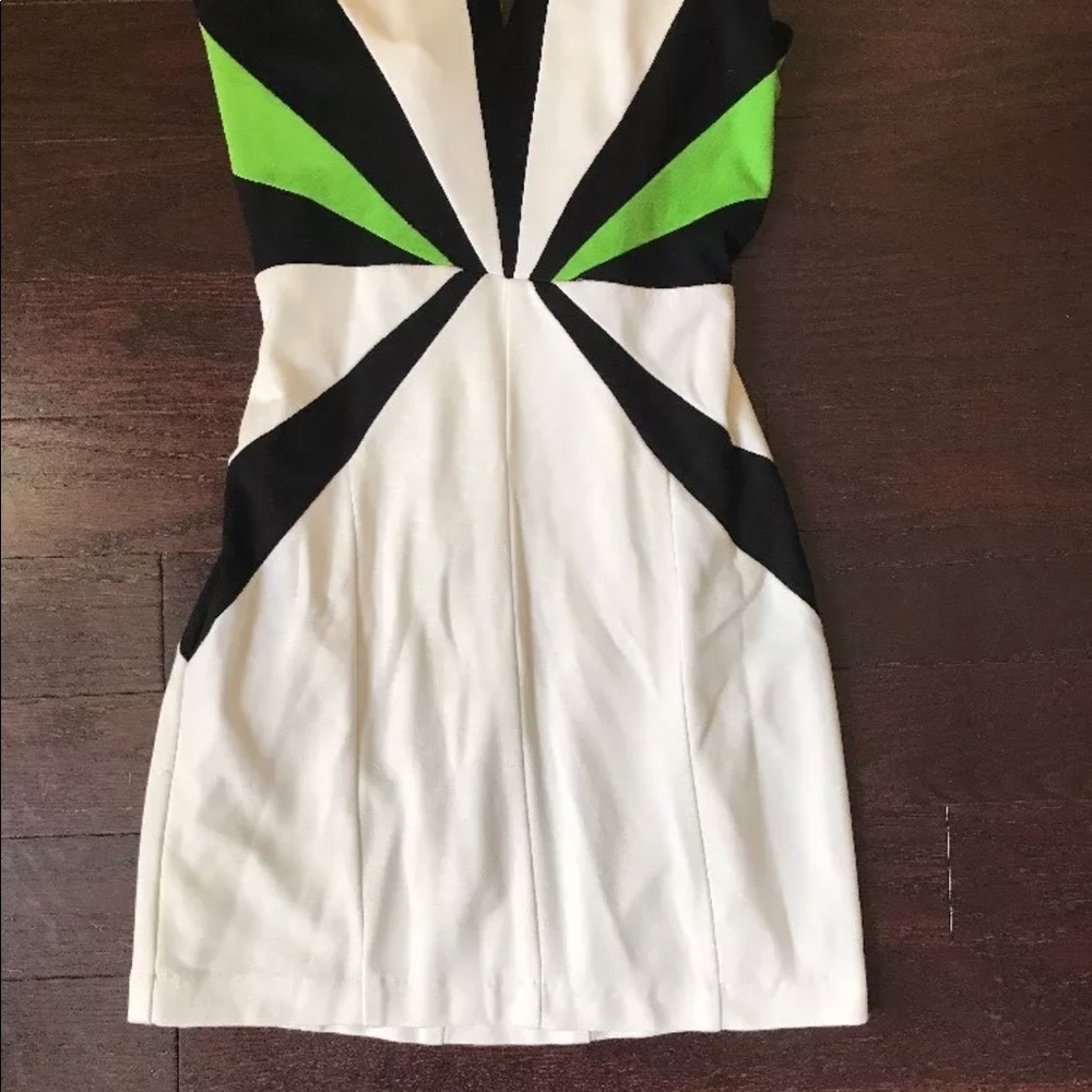 Rubber ducky white color block strapless boutique